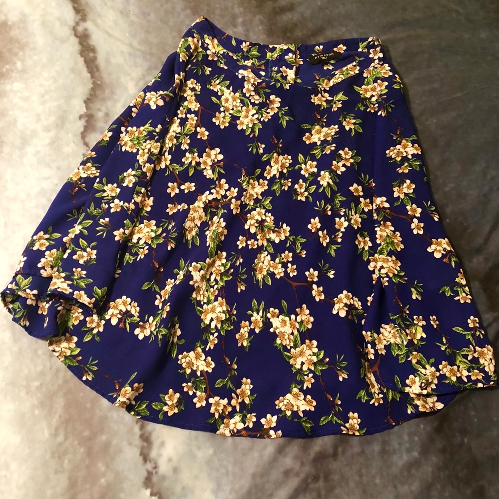 New Look Tall Blue Floral Skirt